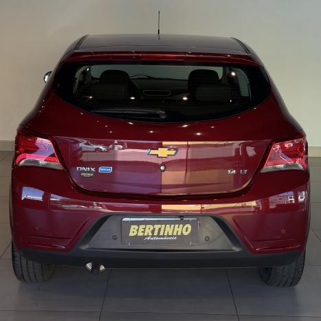 CHEVROLET Onix Hatch 1.4 4P FLEX LT, Foto 5