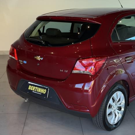 CHEVROLET Onix Hatch 1.4 4P FLEX LT, Foto 9