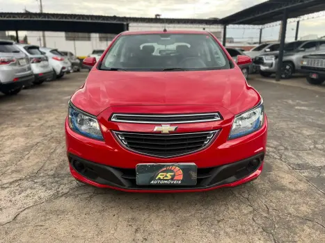 CHEVROLET Onix Hatch 1.4 4P FLEX LT, Foto 2