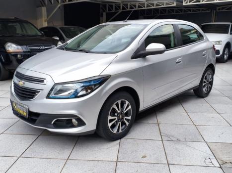 CHEVROLET Onix Hatch 1.4 4P FLEX LTZ, Foto 3
