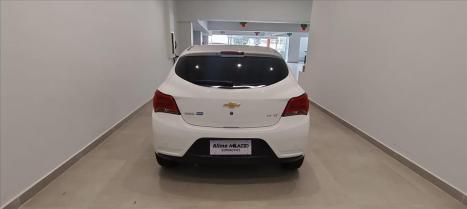 CHEVROLET Onix Hatch 1.4 4P FLEX LT, Foto 6