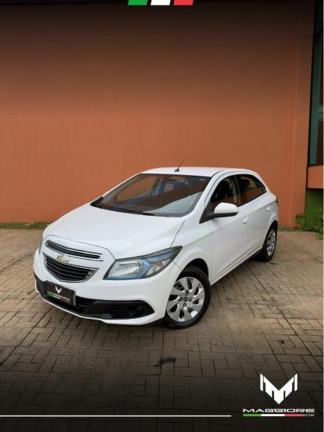 CHEVROLET Onix Hatch 1.4 4P FLEX LT, Foto 1