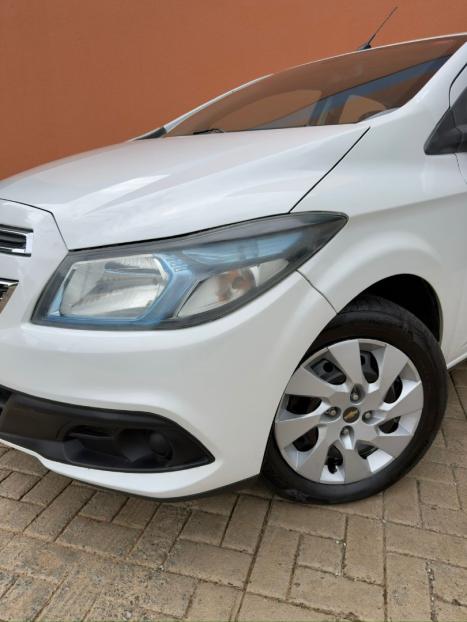 CHEVROLET Onix Hatch 1.4 4P FLEX LT, Foto 3