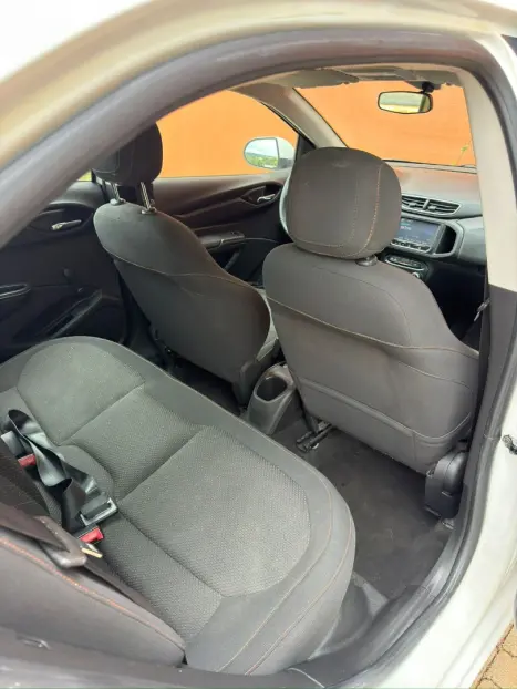CHEVROLET Onix Hatch 1.4 4P FLEX LT, Foto 12