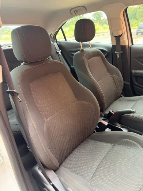 CHEVROLET Onix Hatch 1.4 4P FLEX LT, Foto 17