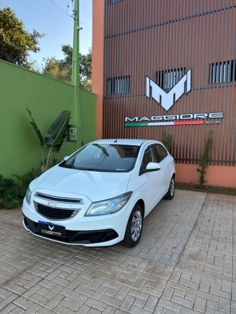 CHEVROLET Onix Hatch 1.4 4P FLEX LT, Foto 6