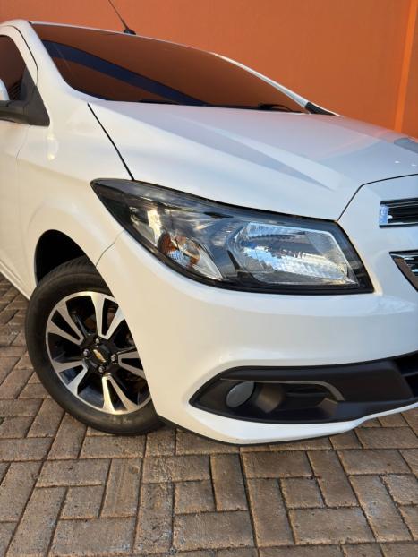 CHEVROLET Onix Hatch 1.4 4P FLEX LTZ, Foto 5