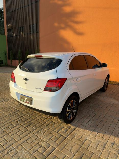 CHEVROLET Onix Hatch 1.4 4P FLEX LTZ, Foto 10