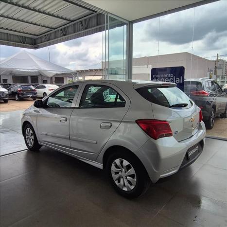 CHEVROLET Onix Hatch 1.0 4P FLEX LT, Foto 6