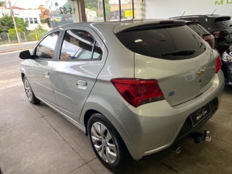 CHEVROLET Onix Hatch 1.4 4P FLEX LT AUTOM�TICO, Foto 3