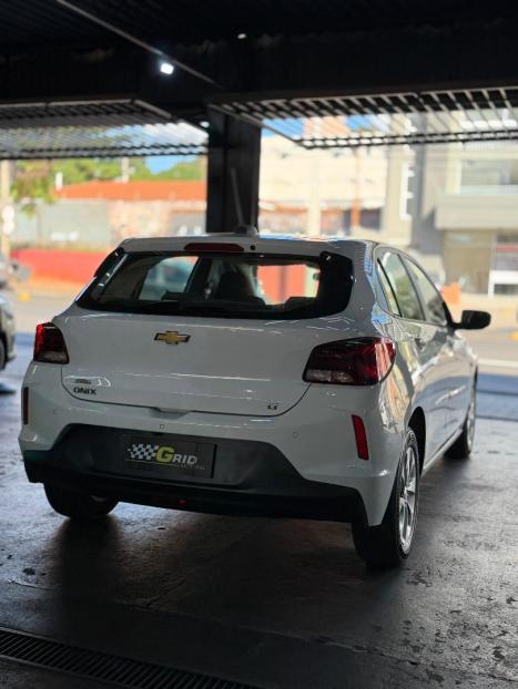 CHEVROLET Onix Hatch 1.0 12V 4P FLEX LT, Foto 9