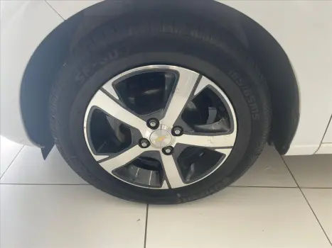 CHEVROLET Onix Hatch 1.4 4P FLEX LTZ, Foto 12