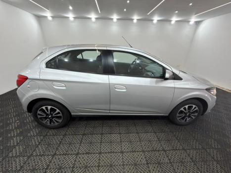 CHEVROLET Onix Hatch 1.4 4P FLEX LTZ, Foto 4