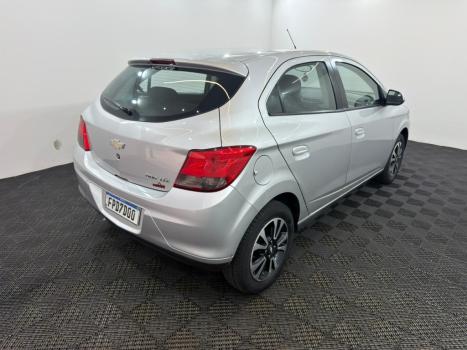 CHEVROLET Onix Hatch 1.4 4P FLEX LTZ, Foto 5