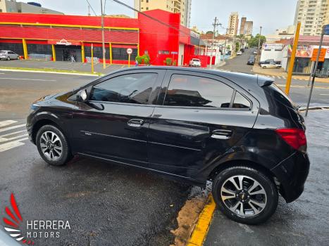 CHEVROLET Onix Hatch 1.4 4P FLEX ACTIV AUTOM�TICO, Foto 2
