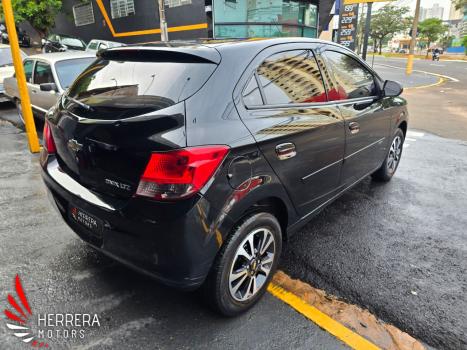 CHEVROLET Onix Hatch 1.4 4P FLEX ACTIV AUTOM�TICO, Foto 5