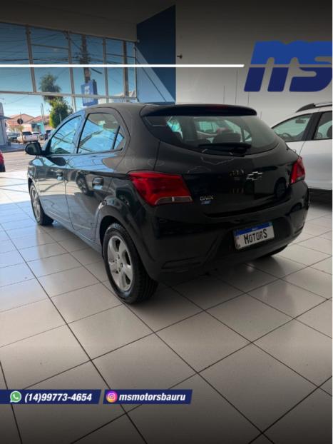 CHEVROLET Onix Hatch 1.4 4P FLEX LT AUTOM�TICO, Foto 4