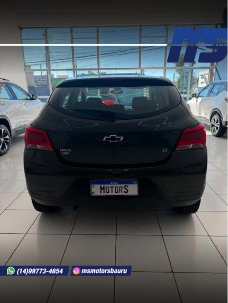 CHEVROLET Onix Hatch 1.4 4P FLEX LT AUTOM�TICO, Foto 5