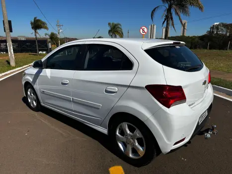 CHEVROLET Onix Hatch 1.4 4P FLEX LT AUTOM�TICO, Foto 10