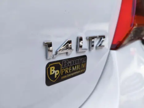 CHEVROLET Onix Hatch 1.4 4P FLEX LTZ, Foto 7