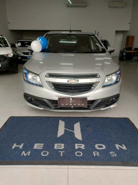 CHEVROLET Onix Hatch 1.4 4P FLEX LT AUTOM�TICO, Foto 3