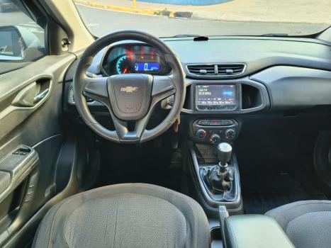 CHEVROLET Onix Hatch 1.4 4P FLEX LT, Foto 5
