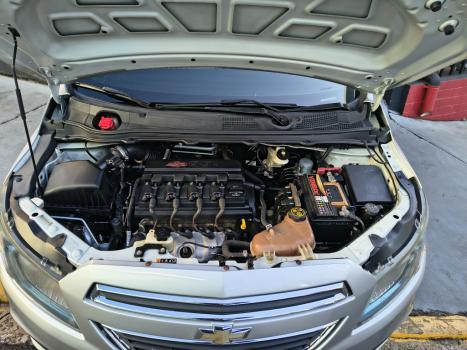 CHEVROLET Onix Hatch 1.4 4P FLEX LT, Foto 6