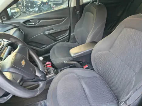 CHEVROLET Onix Hatch 1.4 4P FLEX LT, Foto 9