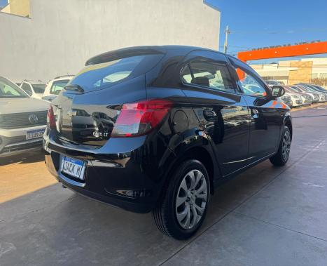 CHEVROLET Onix Hatch 1.0 12V 4P FLEX LT TURBO AUTOM�TICO, Foto 9