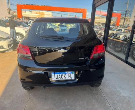CHEVROLET Onix Hatch 1.0 12V 4P FLEX LT TURBO AUTOM�TICO, Foto 11