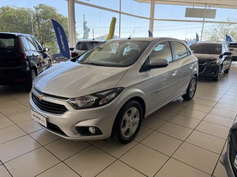 CHEVROLET Onix Hatch 1.4 4P FLEX LT, Foto 3