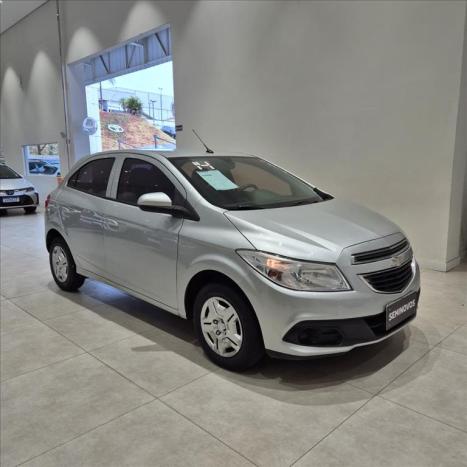 CHEVROLET Onix Hatch 1.0 4P FLEX LT, Foto 1