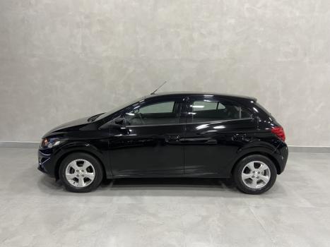 CHEVROLET Onix Hatch 1.4 4P FLEX LT, Foto 3