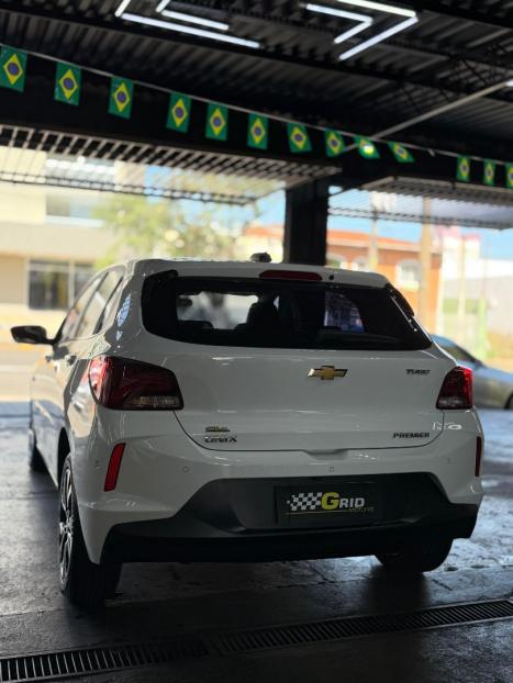 CHEVROLET Onix Hatch 1.0 12V 4P FLEX PREMIER TURBO AUTOM�TICO, Foto 8