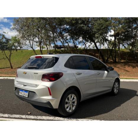 CHEVROLET Onix Hatch 1.0 12V 4P FLEX LT TURBO AUTOM�TICO, Foto 4