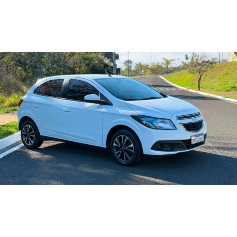 CHEVROLET Onix Hatch 1.4 4P FLEX LT AUTOM�TICO, Foto 4