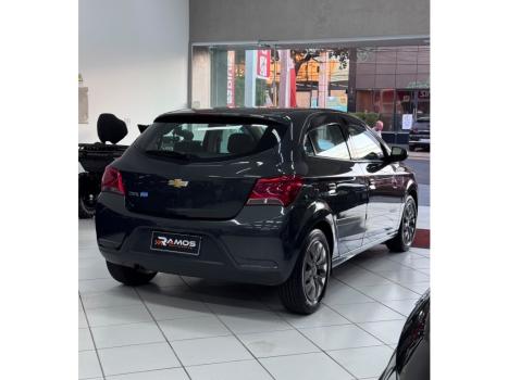 CHEVROLET Onix Hatch 1.4 4P FLEX ACTIV AUTOM�TICO, Foto 14