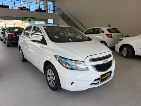 CHEVROLET Onix Hatch 1.0 4P FLEX LT, Foto 2