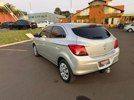 CHEVROLET Onix Hatch 1.4 4P FLEX LT, Foto 11