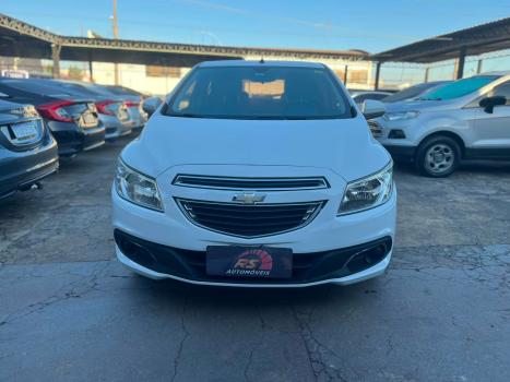 CHEVROLET Onix Hatch 1.0 4P FLEX LT, Foto 2