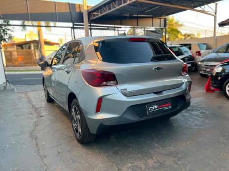 CHEVROLET Onix Hatch 1.0 4P FLEX LT2, Foto 2