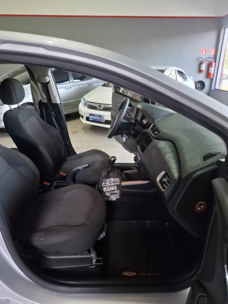 CHEVROLET Onix Hatch 1.4 4P FLEX LT, Foto 13