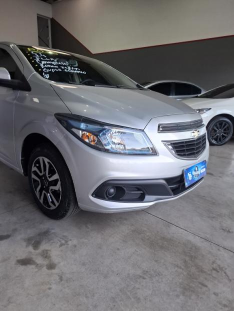 CHEVROLET Onix Hatch 1.4 4P FLEX LT, Foto 12