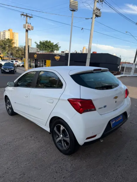 CHEVROLET Onix Hatch 1.4 4P FLEX LTZ AUTOM�TICO, Foto 5