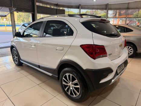 CHEVROLET Onix Hatch 1.4 4P FLEX ACTIV AUTOM�TICO, Foto 6
