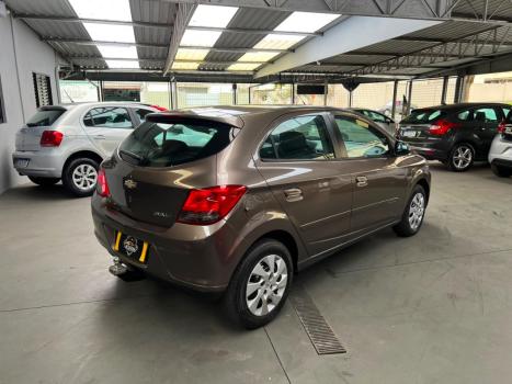 CHEVROLET Onix Hatch 1.4 4P FLEX LT AUTOM�TICO, Foto 10
