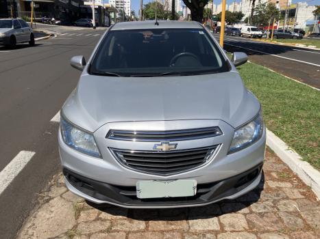 CHEVROLET Onix Hatch 1.4 4P FLEX LT, Foto 2