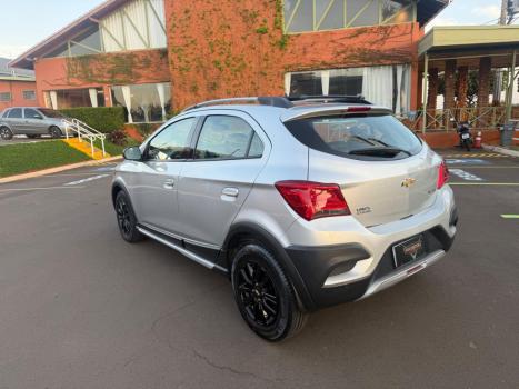 CHEVROLET Onix Hatch 1.4 4P FLEX ACTIV AUTOM�TICO, Foto 7