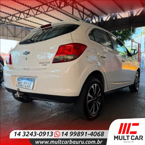 CHEVROLET Onix Hatch 1.4 4P FLEX LTZ, Foto 18