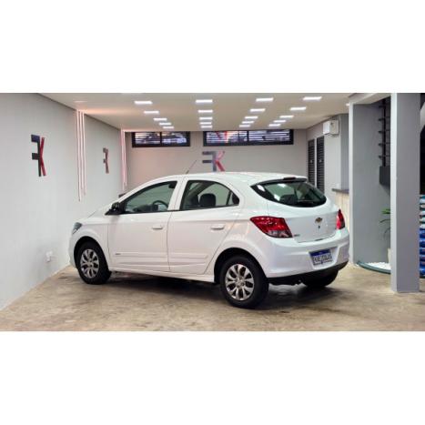 CHEVROLET Onix Hatch 1.0 4P FLEX LT, Foto 6